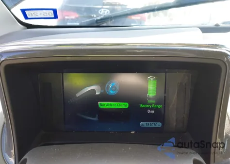 2013 Chevrolet Volt z USA, uszkodzony, nr VIN 1G1RB6E40DU126043